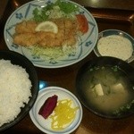 Sobakou - 鶏南蛮定食、右奥の白いものがタルタルソース。