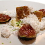 レフェルヴェソンス - シュクレサレの一解釈～
      無花果、白味噌とホワイトチョコレートのムース、柚子、ココナッツミルク（2015.Nov)