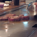 鉄板焼きgrow - 厳選黒毛和牛