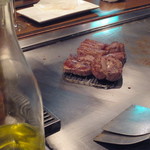 鉄板焼きgrow - 厳選黒毛和牛