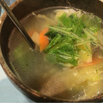 焼肉とうげん - 野菜スープ 453円