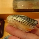 鮨 いとう - 追加小鰭。リフト(^-^)/