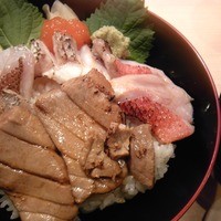 築地青空三代目 本店 - 築地最強の炙り丼