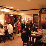 好記担仔麺 - 半分日本、半分台湾みたいな、不思議な空間です。