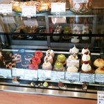 ラ・ボナス - ショーケース