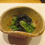 新ばし 星野 - ほうれん草と岩茸の和え物