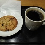 STARBUCKS COFFEE - チョコレートチャンククッキー＆カフェベロナ