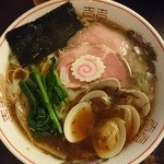 フスマにかけろ 中崎壱丁 中崎商店會1-6-18号ラーメン - にぼぐり中華そば：上から