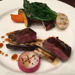 短角牛のステーキ