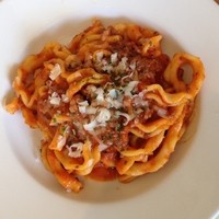 オステリアガウダンテ 神戸ハーバーランド店 - 牛肉ミートソースの自家製レジネッテ