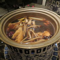 Shangri-La's secret ROPPONGI - きのこのしゃぶしゃぶ