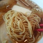 Ramen Daigaku - 細麺がスープによく絡んで旨い。