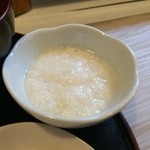 宝ずし - 穴子丼に掛けていただいた、とろろ