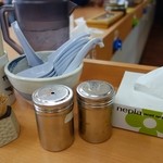 麺屋 彩未 - 卓上