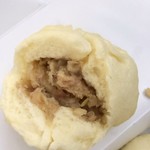 ５５１蓬莱 - 豚まん