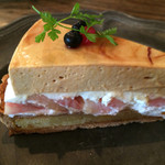 ハングカフェ - 2015.8.16  桃のケーキ