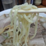 坂内食堂 - 麺アップ