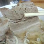 坂内食堂 - チャーシュー　リフト