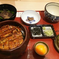 うなぎのしろむら - 活うなぎひつまぶし 上 3,980円
