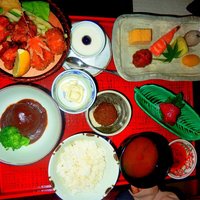 うかい鳥山 - お子様メニュー、気をつけなはれや