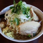 支那そば 無双庵 - Gそば880円・煮干・野菜増・ニンニク少・生姜多／27年11月