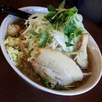 支那そば 無双庵 - Gそば880円・煮干・野菜増・ニンニク少・生姜多／27年11月