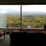 メリメランジュ - エレベーター前のラウンジ。