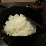 Chikuyoutei - 御飯　御ひつでお茶碗３杯分