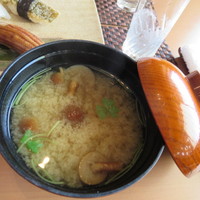 すし乾山 ホテルニューオータニ大阪店 - なめこの味噌汁