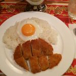 ペペ - カツカレー 大盛 800円