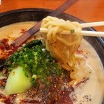 中華料理＆担々麺　大勝 - 太麺(細麺も選べます。)