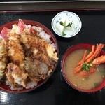 海老屋 - 伊勢海老天丼