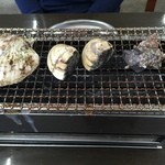 海老屋 - 貝焼きB