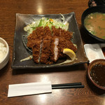 だるま家 - ダブルロースカツ定食