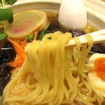 彩蓮 - 中太平打ち麺との相性も良し！(2015,10/27)