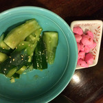 やきとり大吉 - 料理写真:たたききゅうりと馬力!