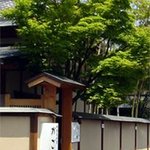 料理思考室 かご - 入り口付近