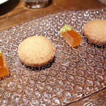 Le Caneton - カフェと小菓子