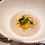 Le Caneton - フュメ・ド・ポワソンのロワイヤル　鮑と雲丹を添えて