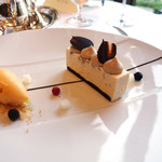 レストラン ヴァリエ - 栗のムース　コニャックの芳香 アプリコットのソルベ