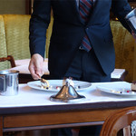 レストラン ヴァリエ - 栗のムース　コニャックの芳香 アプリコットのソルベ