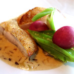 レストラン ヴァリエ - 三重 鶏と京海老芋　ポワロー葱　茸の香るクレームソース