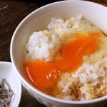 神鶏屋 - 奥久慈玉子を使用した濃厚なTKG