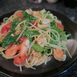 牛串の秀 - 27年10月　海老と水菜のスパゲッティ