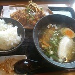 とんこう - 唐揚げ定食