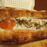 グレン・ドール - ベーコンエッグ　220円