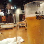 Yakiniku Horumon Inada - ビールと店内