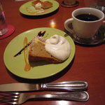 レインボーカフェ - 本日のケーキセット