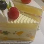 お菓子工房 伸 - パラディとショートケーキ