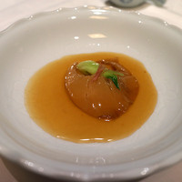 赤坂璃宮 赤坂本店 - ふかひれの姿煮。